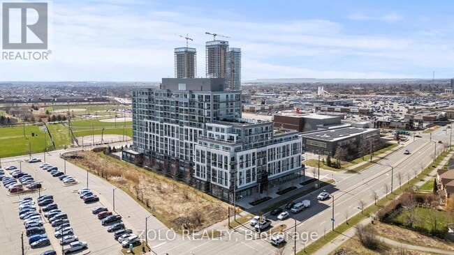 Building Photo - 1050 Main St E