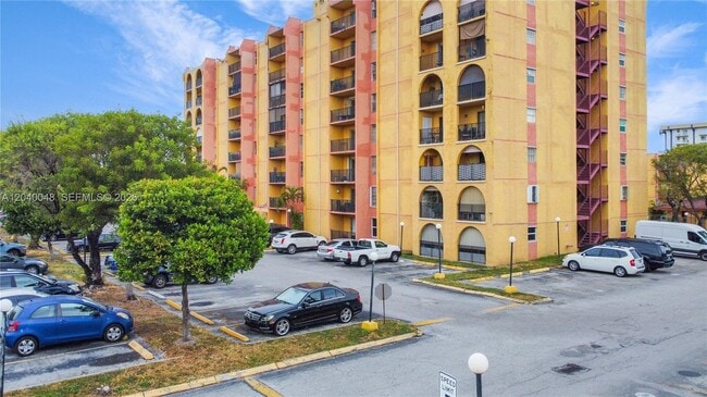 Foto del edificio - 4717 NW 7th St