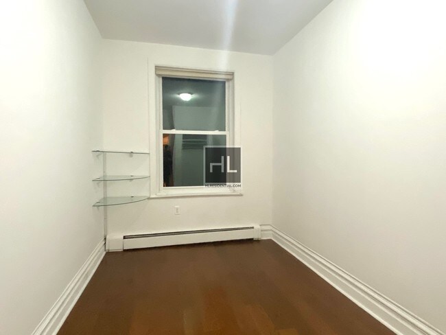 Building Photo - No fee 4 Bedroom in Kensington
