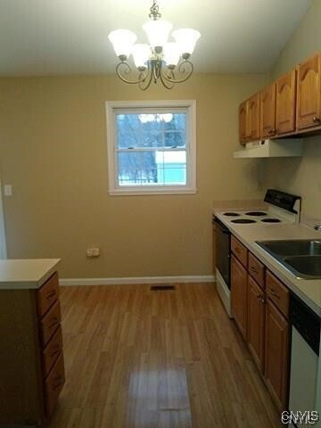 Foto del edificio - 9578 Clarecastle Path