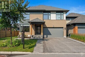 Building Photo - 375 Serenade Cres