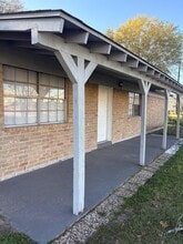 Building Photo - 3333 Longhorn Dr