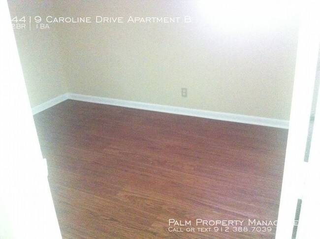 Foto del edificio - 4419 Caroline Dr