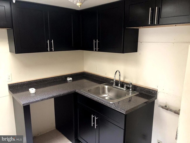 Foto del edificio - 314 N 39th St