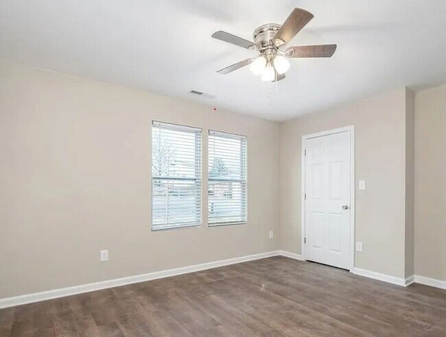 Foto del edificio - 1347 Ontario Dr