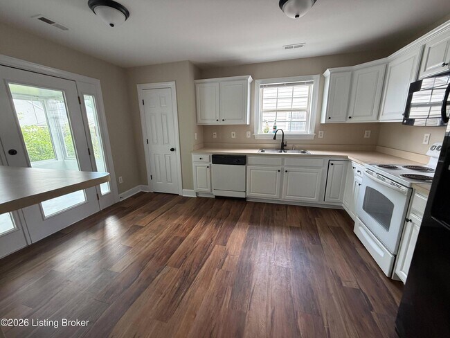 Building Photo - 9607 Brooks Bend Rd