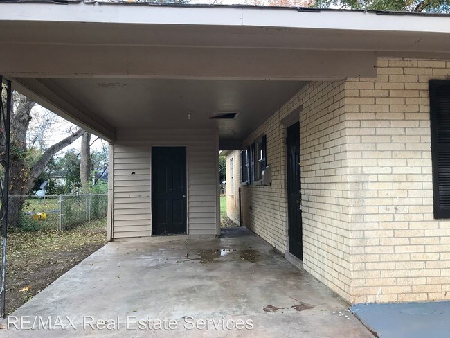 Foto del edificio - 3 br, 1 bath House - 4723 O'keefe