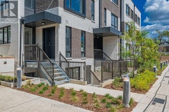 Building Photo - 20 Ed Clark Gdns