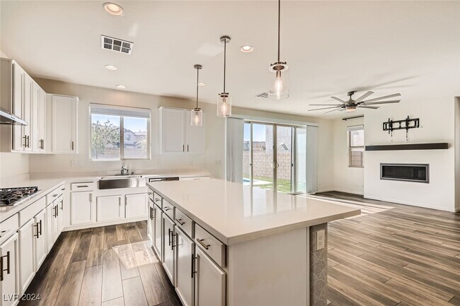 Building Photo - 6451 Kobe Knoll Ct
