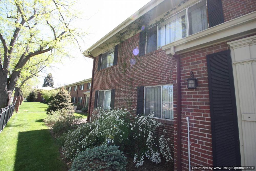 Foto principal - 2211 Olive St
