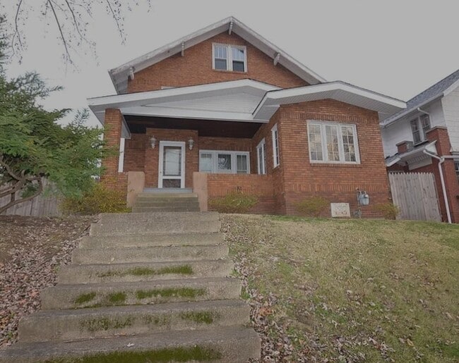 Building Photo - 123 Blymyer Ave