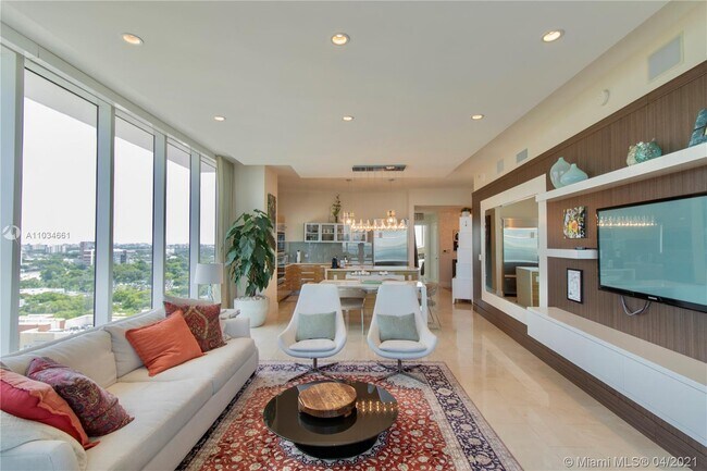 Foto del edificio - 2020 N Bayshore Dr