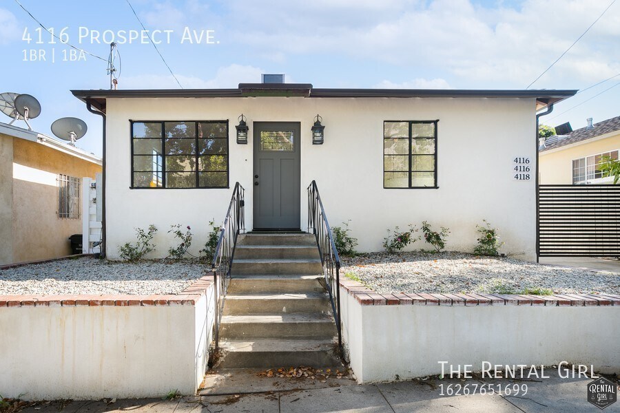 Primary Photo - Sweet Front 1 Bed/ 1 Bath Duplex | Complet...