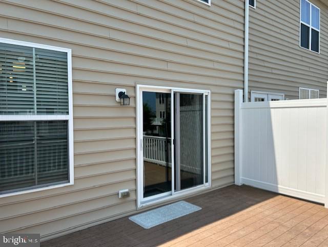 Foto del edificio - 215 Keenan Way