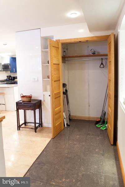 Primary Photo - 1705 Q St NW