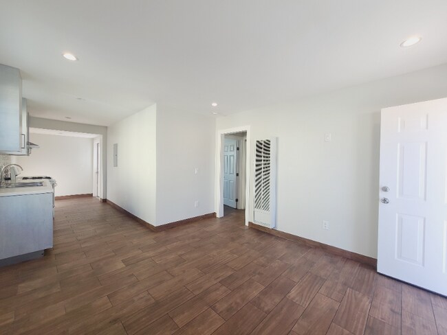 Foto del edificio - 1413 E 53rd St