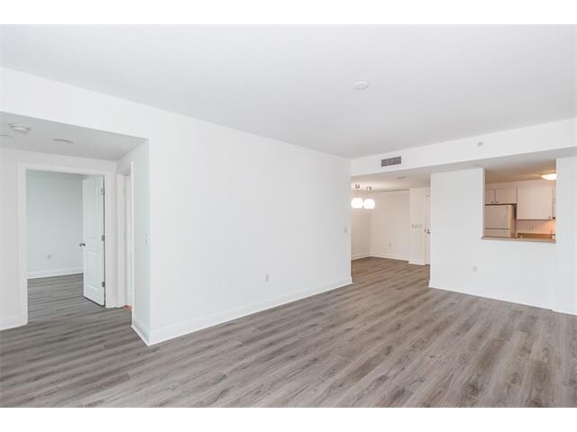 Building Photo - 1250 S Miami Ave