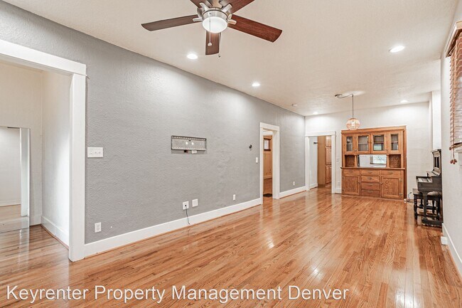 Building Photo - 3 br, 2.5 bath House - 684 S Lincoln St.