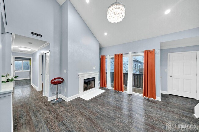 Foto del edificio - 914 Aspen Dr