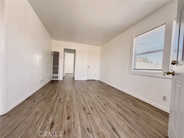 Foto del edificio - 2433 W Beverly Blvd