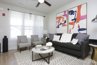 Parc on Center Apartments & Townhomes photo'