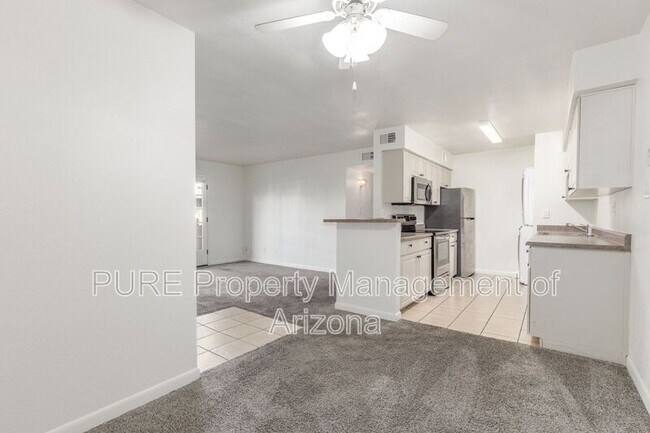 Foto del edificio - 5995 N 78th St