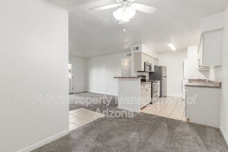 Building Photo - 5995 N 78th St