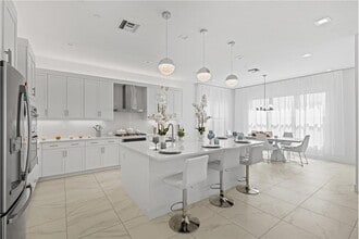 Building Photo - 12884 Wingspan Ct