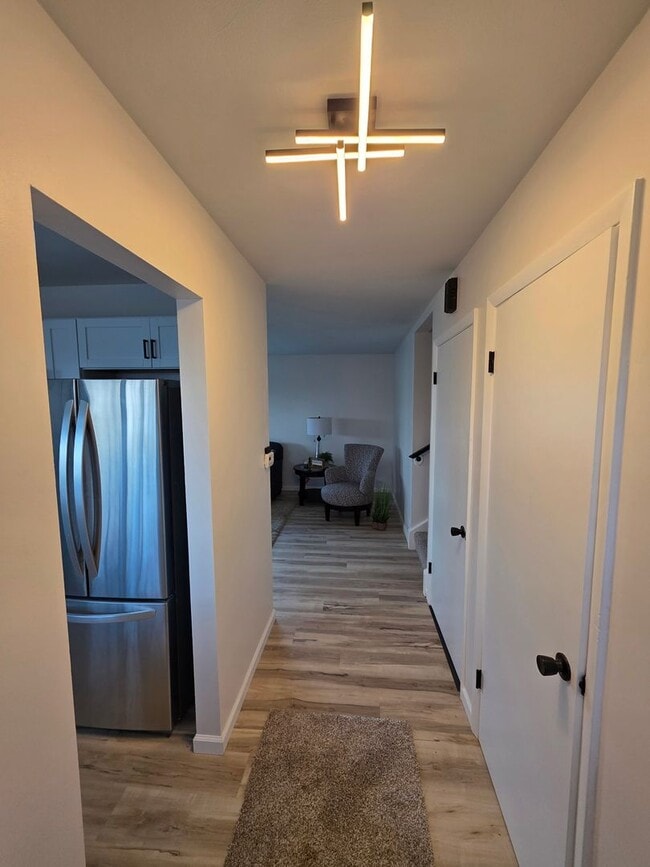 Foto del edificio - 4 bedroom Rental in Bettendorf