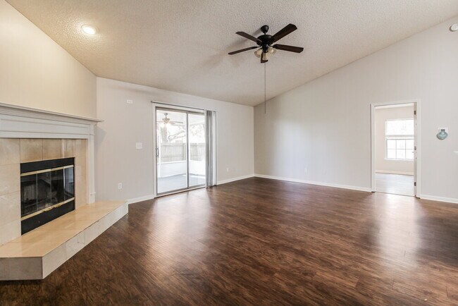 Foto del edificio - 13967 Ridgewick Dr