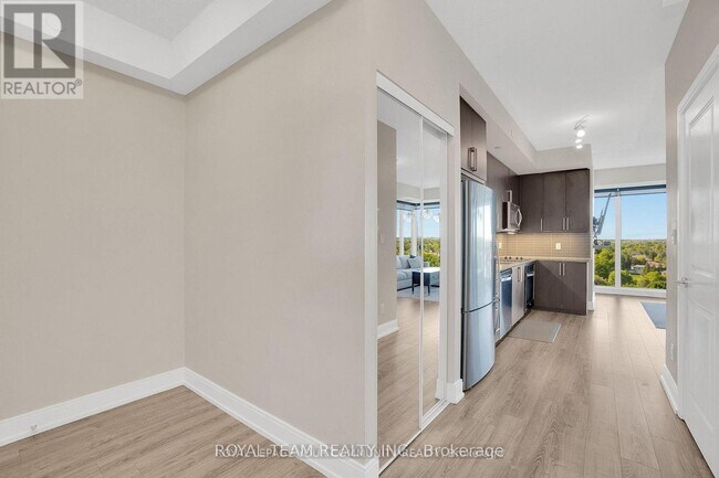 Photo du bâtiment - 9600 Yonge St