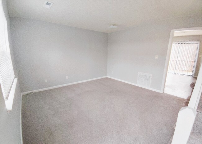 Foto del edificio - 22 Fonda Dr