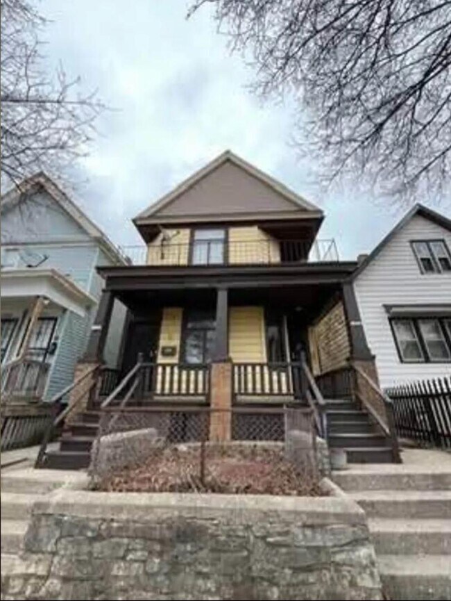 Foto del edificio - 1422 N 26th St