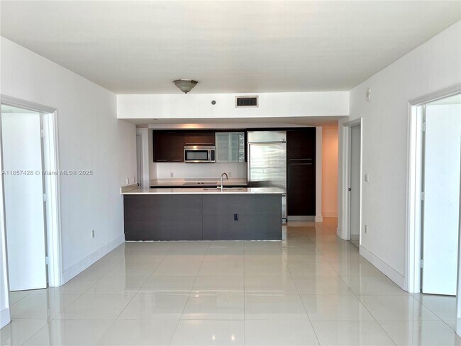 Foto del edificio - 500 Brickell Ave