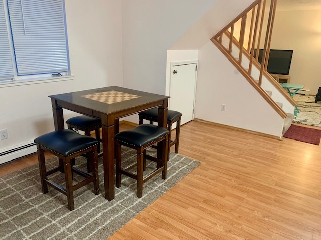 Open concept dining room - 1018 Dogwood St