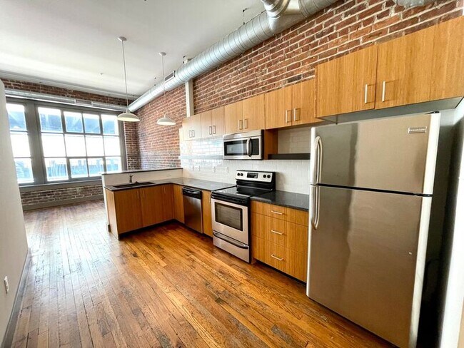 Foto del edificio - 1322 W Broad St