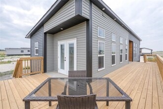 Building Photo - 31 Vista Ln