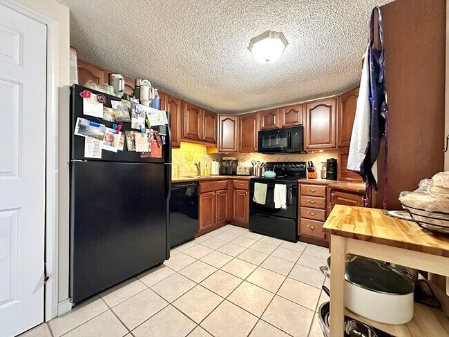 Building Photo - 30 Revere Beach Pkwy