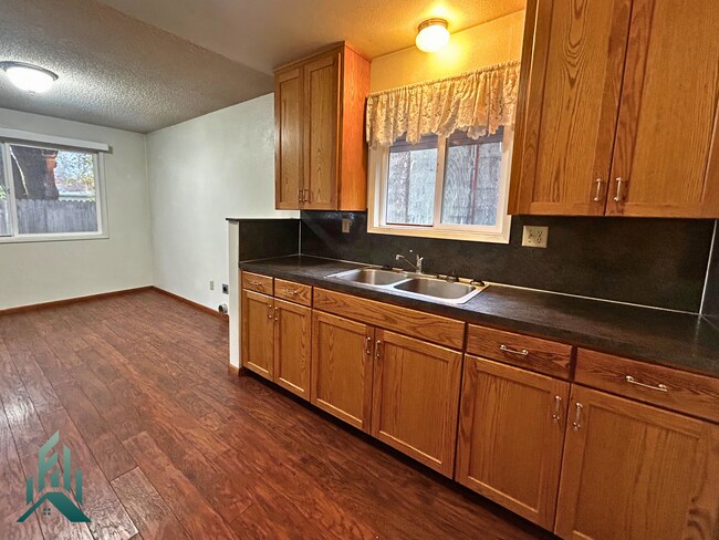 Foto del edificio - 827-829 NW 29th St.