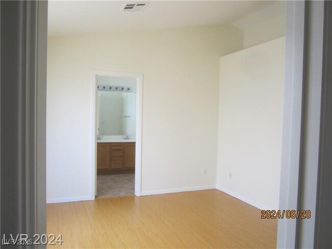 Building Photo - 7031 Salt Marsh Ct