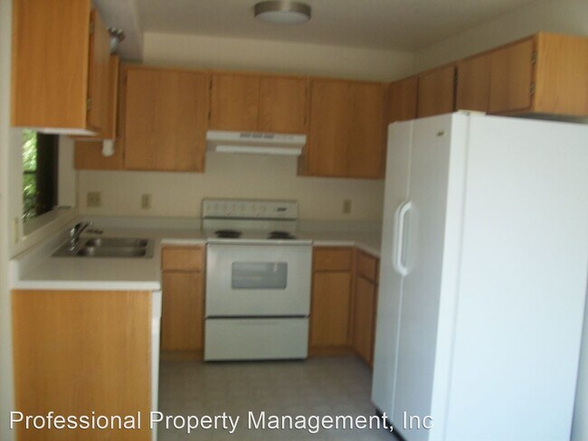 Foto del edificio - 3 br, 1.5 bath House - 845 Emma Ct