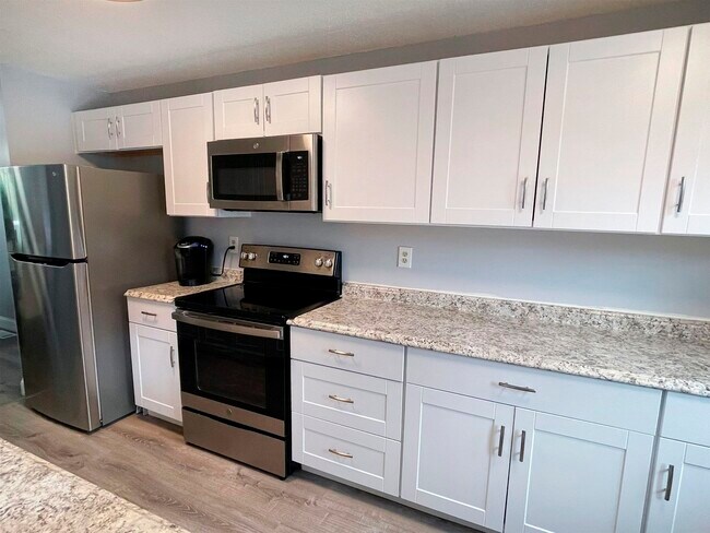 Foto del edificio - 626 Fox Hollow Way