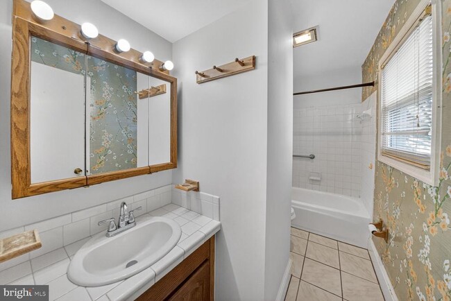 Foto del edificio - 2890 Balmoral Dr