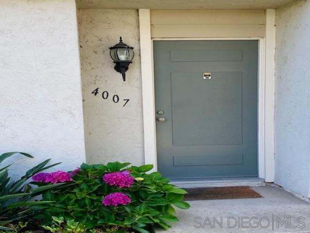 Building Photo - 4007 Camino Lindo