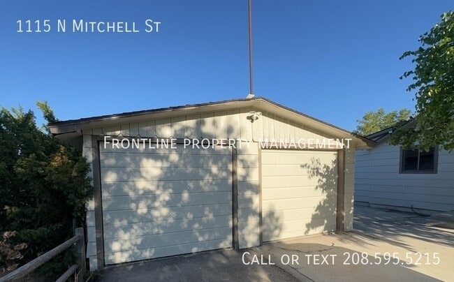 Building Photo - 1115 N Mitchell St