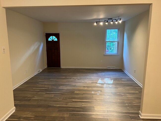 Living room - 45 Windsor Pass