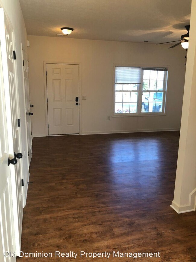 Foto del edificio - 3 br, 2.5 bath House - 1024 Cherrybrook Drive