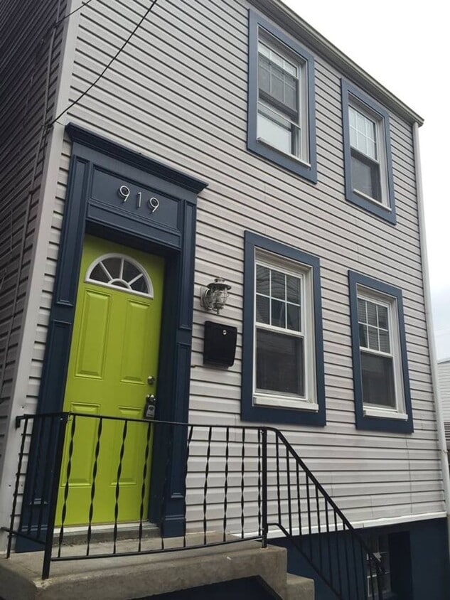 Primary Photo - Modern Rental - South Side Flats