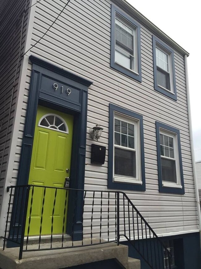 Modern 4 Bedroom, 2 Bathroom Rental in Sou... - Modern 4 Bedroom, 2 Bathroom Rental in Sou... House