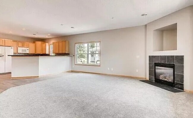 Foto del edificio - Modern Comfort & Convenience in Plymouth f...